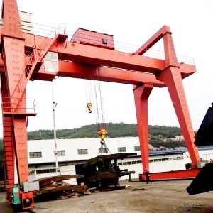 DOUBLE GIRDER GANTRY CRANE