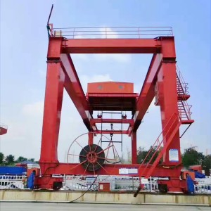 DOUBLE GIRDER GANTRY CRANE