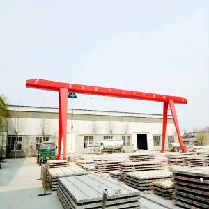 SINGLE GIRDER GANTRY CRANE