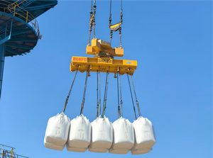 Multi-Functional Rotating Spreader: Structure, ...